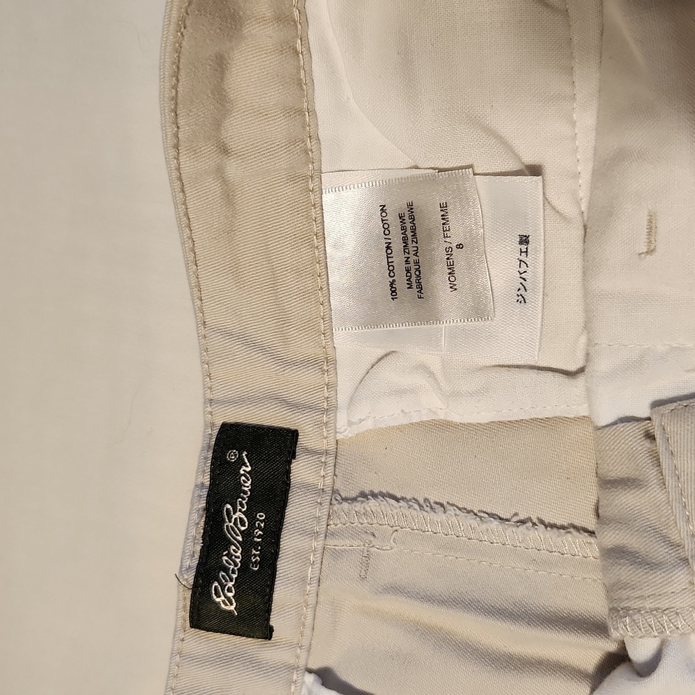 Eddie Bauer women's shorts. - Picture 2 of 6